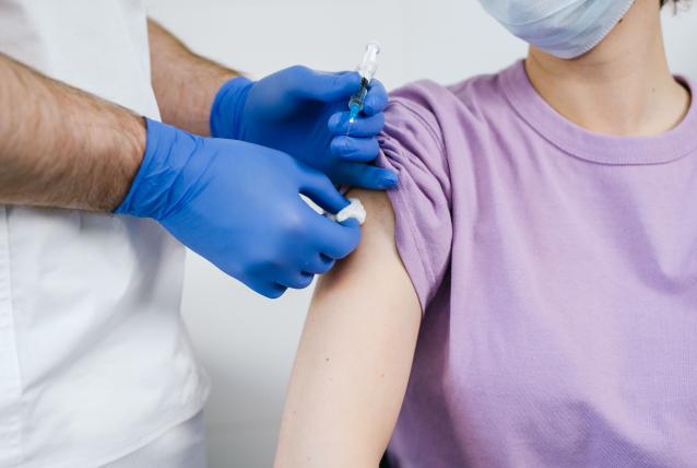 Utazás előtti felkészülés: így segíthet a Nemzetközi Oltóhely