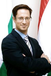 dr. Salgó László Péter