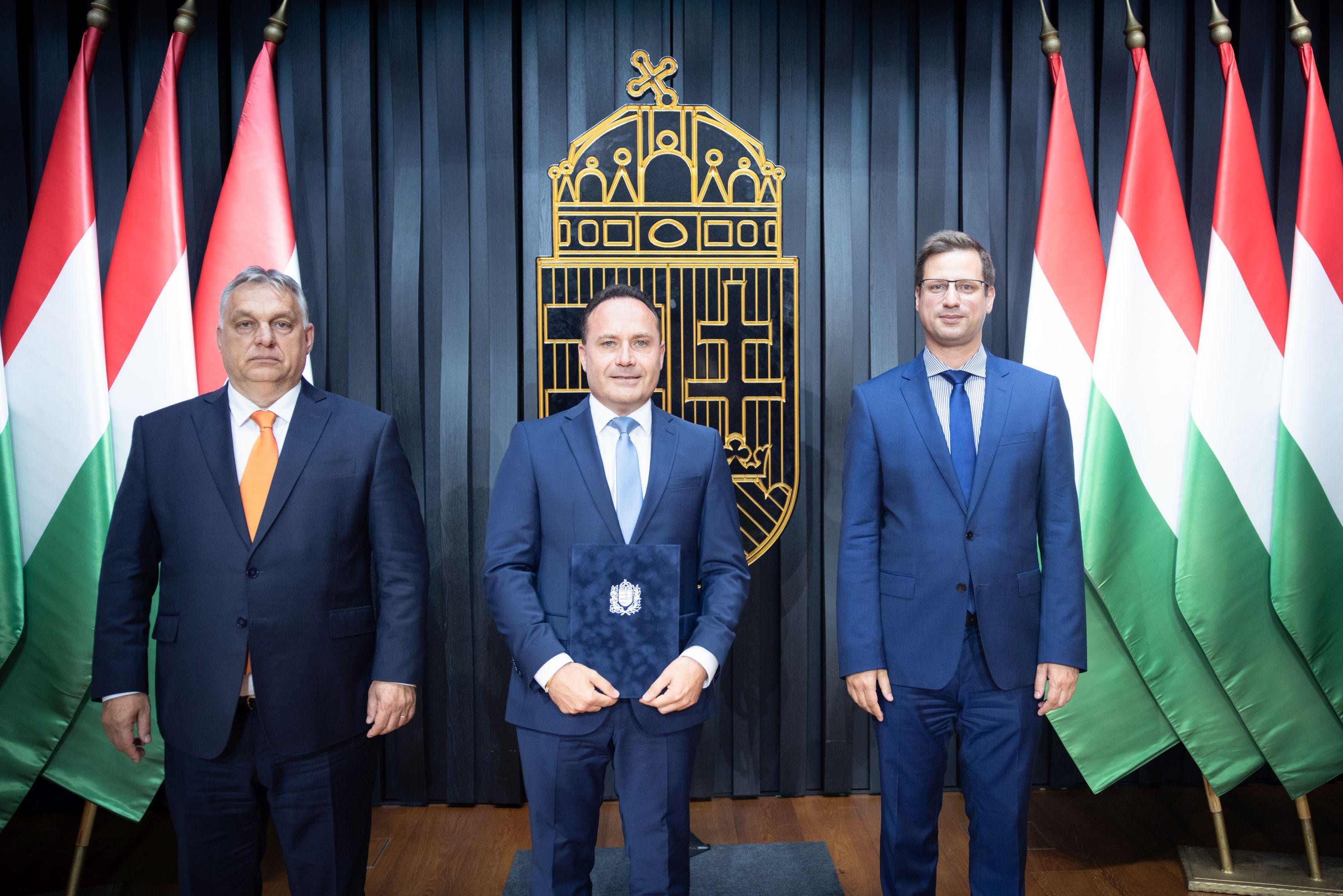 Orbán Viktor - Takács Árpád - Gulyás Gergely Orbán Viktor - Takács Árpád - Gulyás Gergely