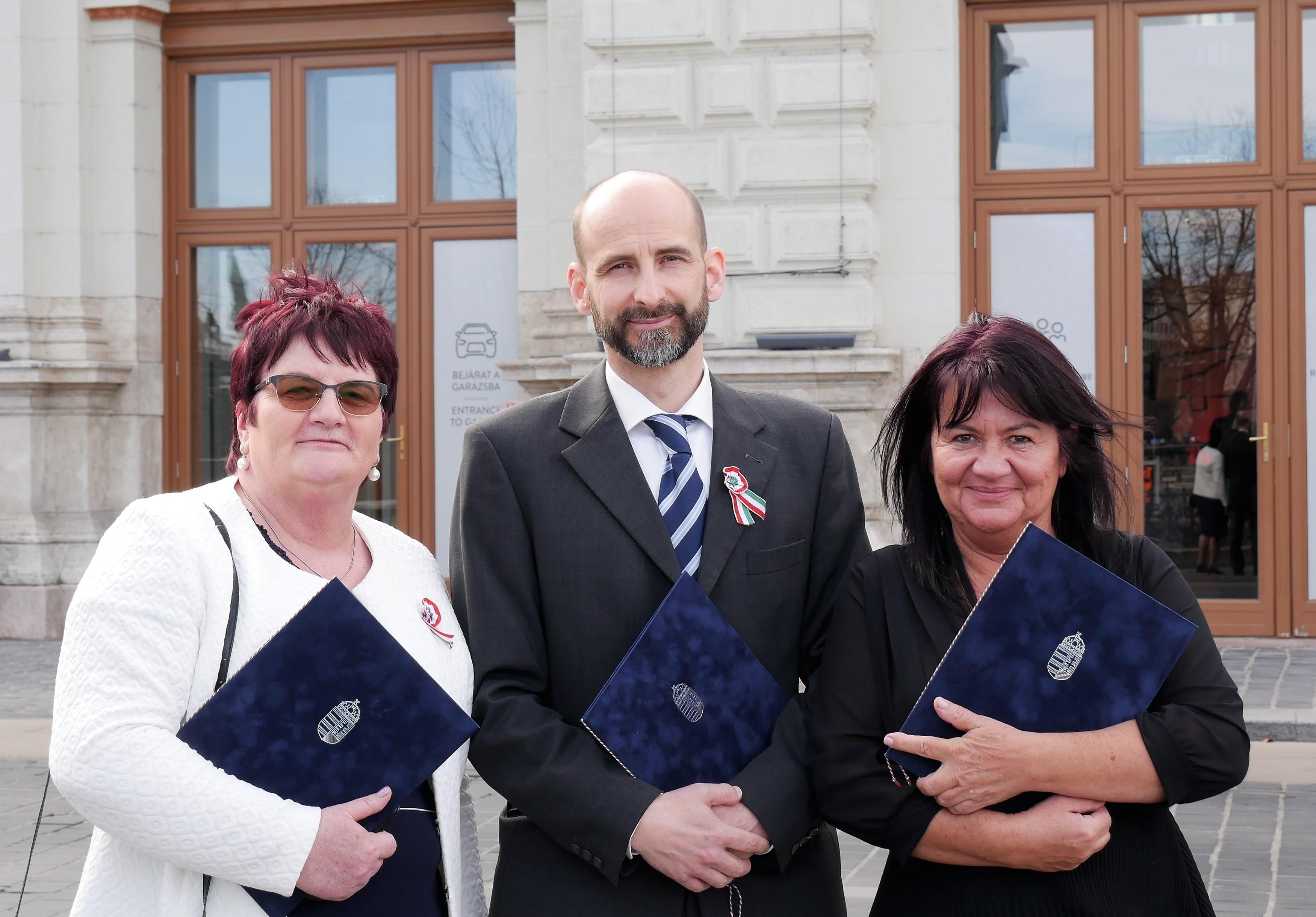 Bajzátné Farkas Mária, Lukács Balázs, Sznytné Balázs Katalin Bajzátné Farkas Mária, Lukács Balázs, Sznytné Balázs Katalin