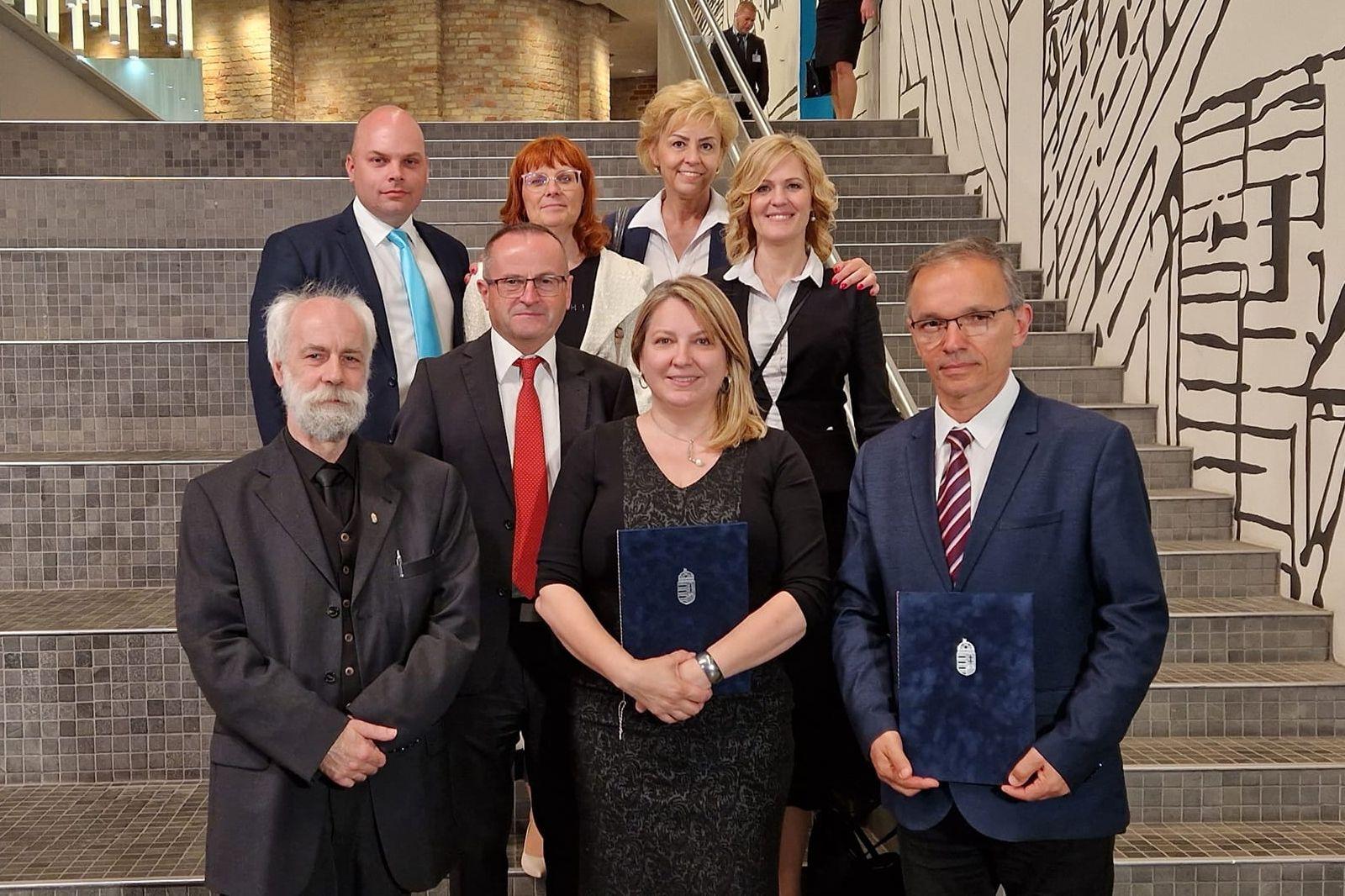 Miniszteri elismerésben részesült két nógrádi járás hivatalvezetője Miniszteri elismerésben részesült két nógrádi járás hivatalvezetője
