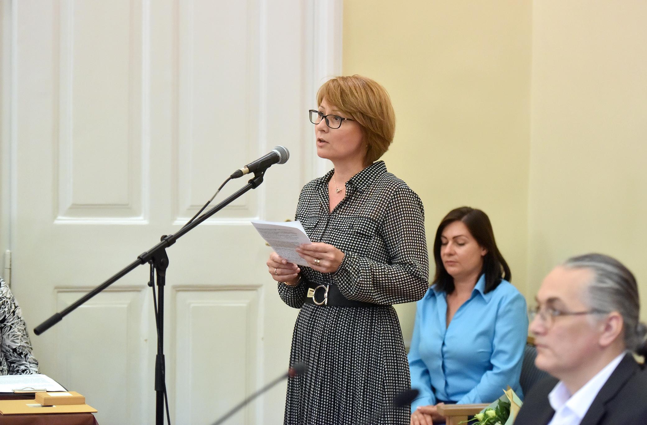 Zaja Zoltánné, a Gyöngyösi Járási Hivatal hatósági osztályának vezetője Zaja Zoltánné, a Gyöngyösi Járási Hivatal hatósági osztályának vezetője