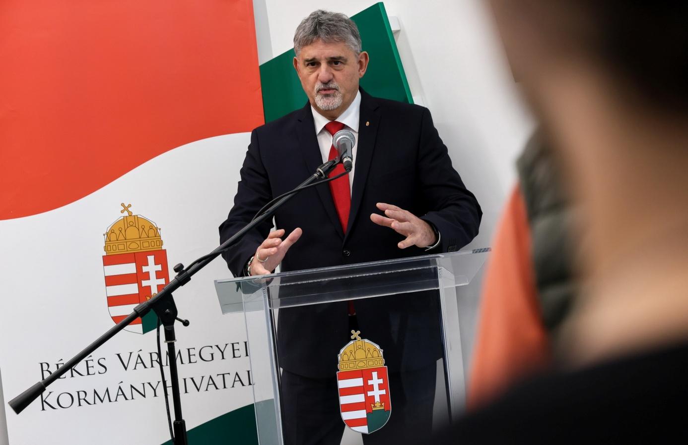 Battonya KAB átadó - dr. György István államtitkár Battonya KAB átadó - dr. György István államtitkár