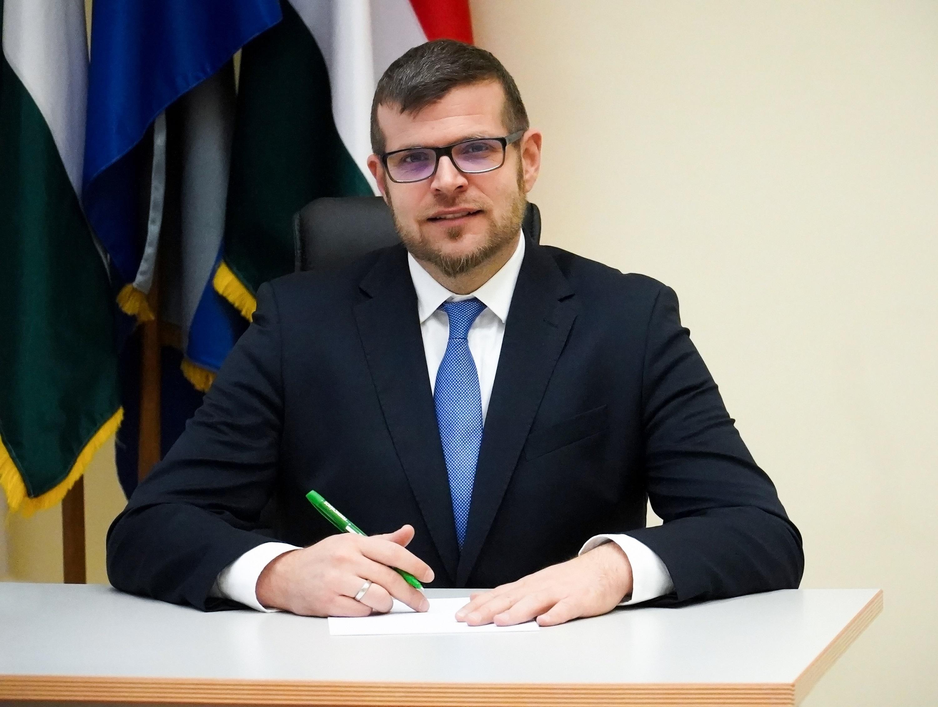 Vámos Zoltán főispán Vámos Zoltán főispán