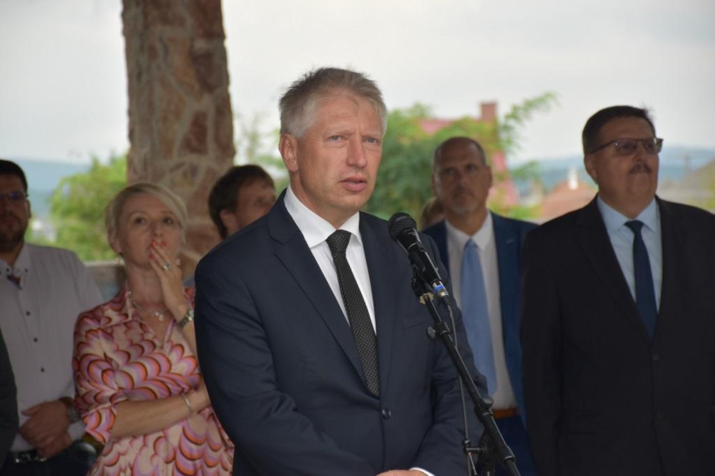 Bölcsődét adtak át Kecskéden 2 Bölcsődét adtak át Kecskéden 2