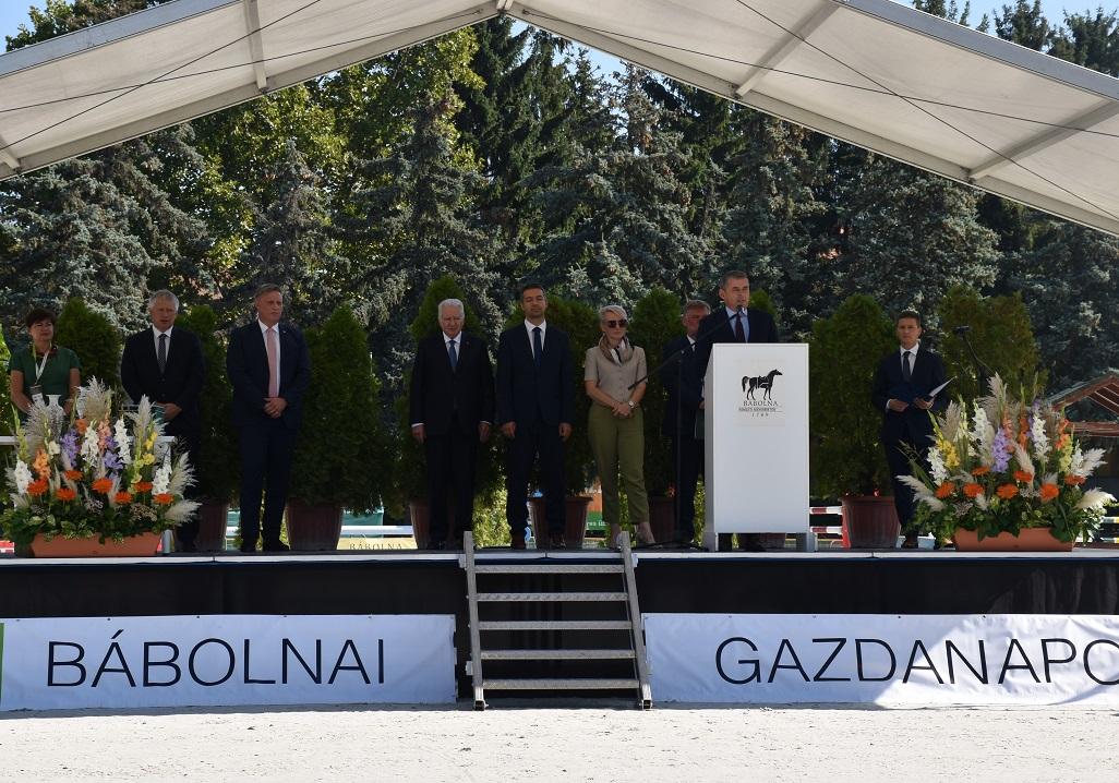 Bábolna várja az országot 1 Bábolna várja az országot 1