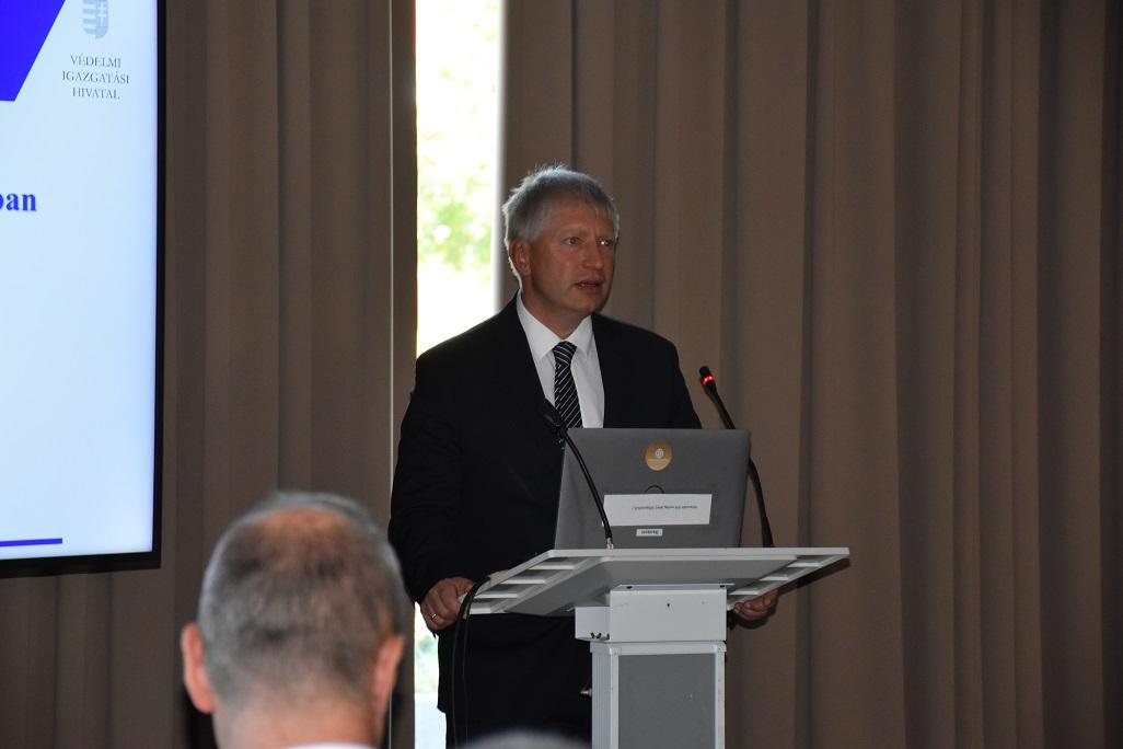 1-Konferenciát tartottak Esztergomban a területi védelmi igazgatás elősegítéséért 1-Konferenciát tartottak Esztergomban a területi védelmi igazgatás elősegítéséért