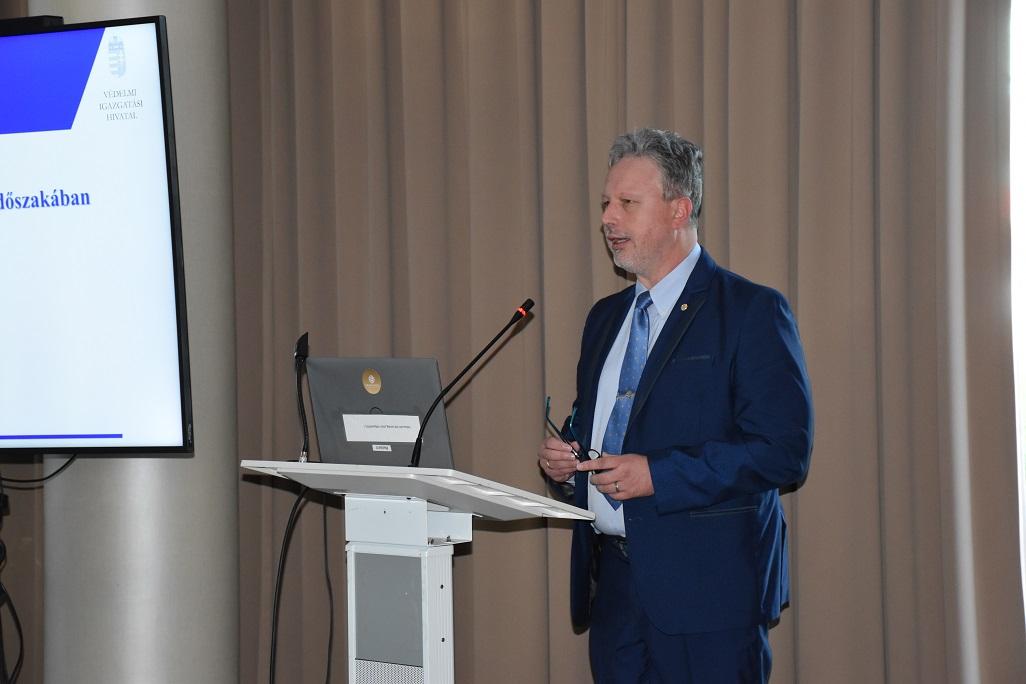 3-Konferenciát tartottak Esztergomban a területi védelmi igazgatás elősegítéséért 3-Konferenciát tartottak Esztergomban a területi védelmi igazgatás elősegítéséért