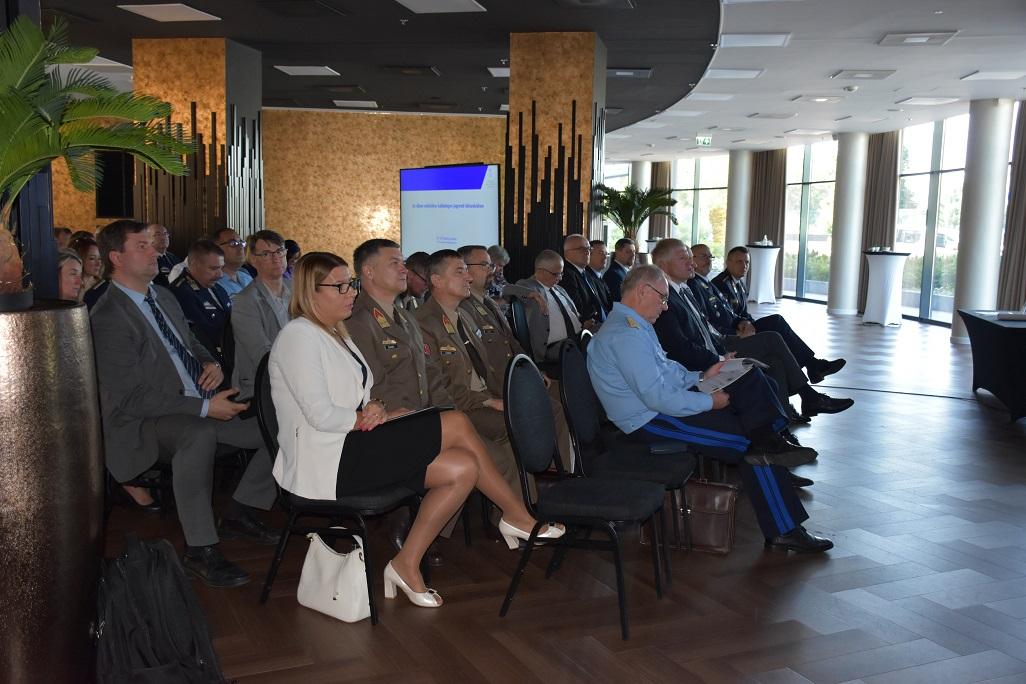 6-Konferenciát tartottak Esztergomban a területi védelmi igazgatás elősegítéséért 6-Konferenciát tartottak Esztergomban a területi védelmi igazgatás elősegítéséért