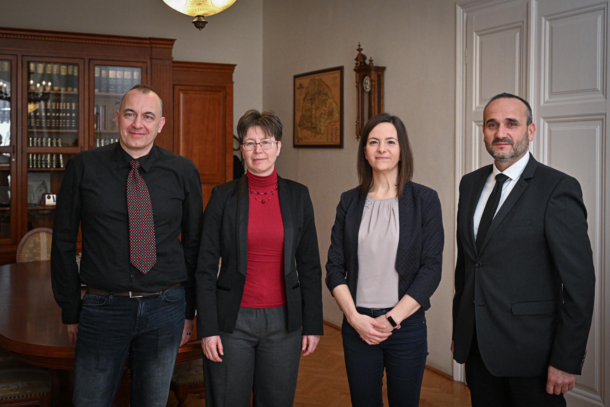 Tóth Ernő, Szabó Ibolya Anita, Zsolcai Dóra és Ignácz Balázs Tóth Ernő, Szabó Ibolya Anita, Zsolcai Dóra és Ignácz Balázs