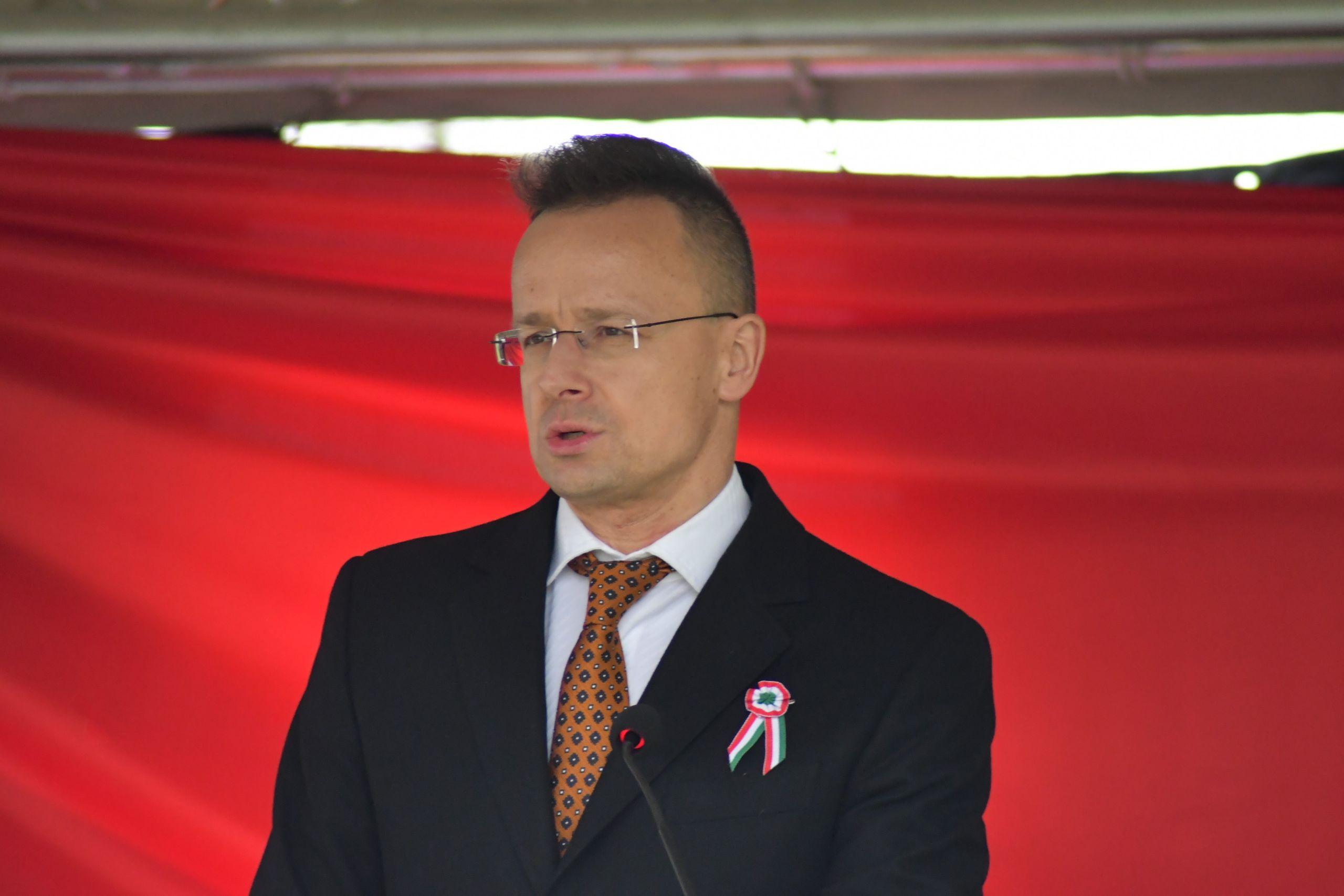 Legyen béke, szabadság és egyetértés! Legyen béke, szabadság és egyetértés!