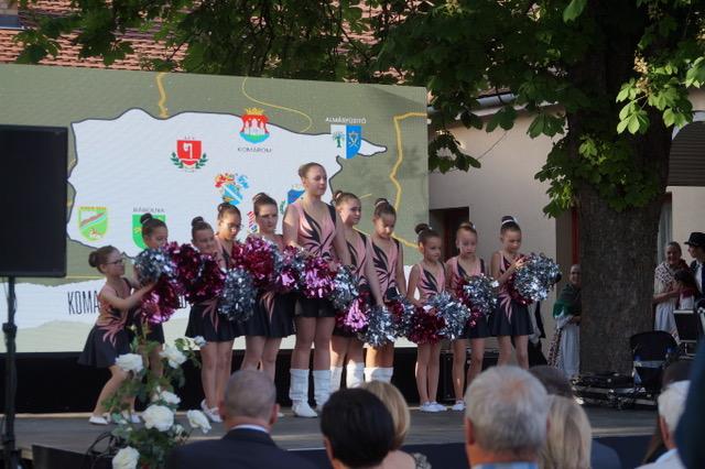 5-Jótékonysági gála Komáromban 5-Jótékonysági gála Komáromban